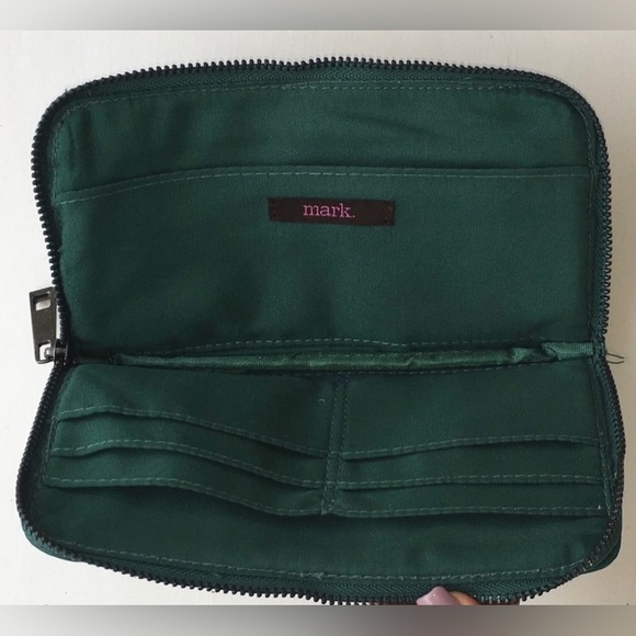 Studded Wallet - Picture 3 of 4